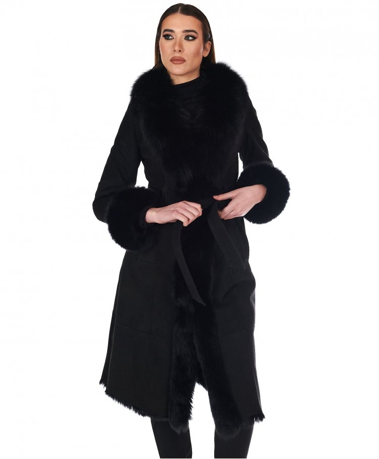 Manteau en mouton suedé noir avec bords renard