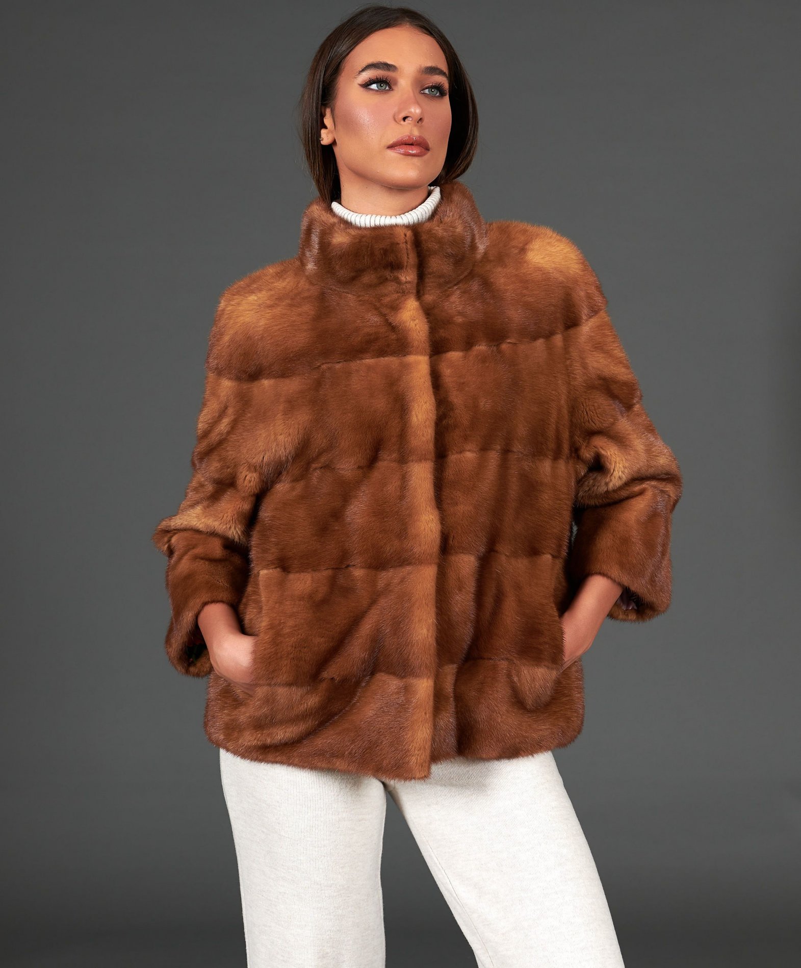Veste en fourrure femme col rond couleur miel Fourrure en ligne D Arienzo