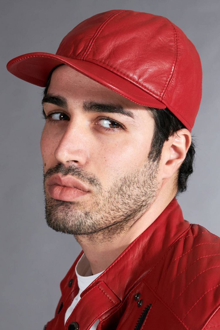 Casquette baseball cuir rouge unisexe béret réglable sangle velcro 