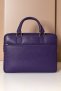 Borsa Ventiquattrore in pelle di vitello viola saffiano tasca zip