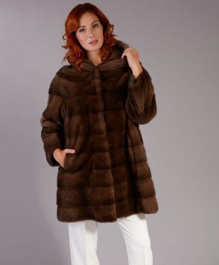 Manteau fourrure vison femme avec capuche • couleur marron