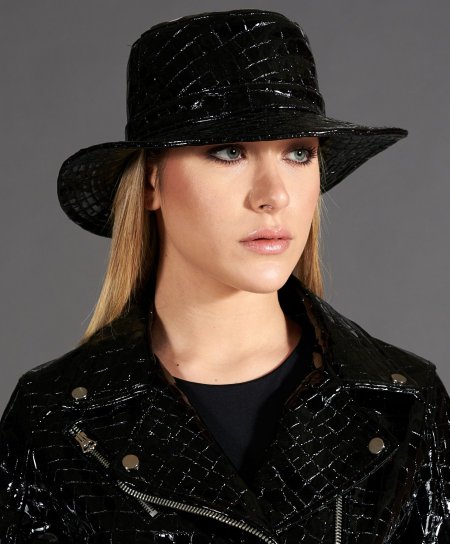 Chapeau cuir noir pour femme casquette bob cuir imprimé croco 