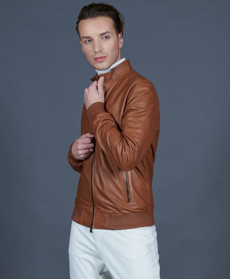  Blouson bomber en cuir cognac avec broderie canne 